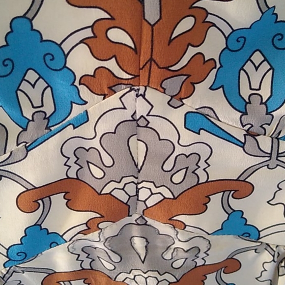 SOLD Nanette Lenore silk blouse - Picture 3 of 3